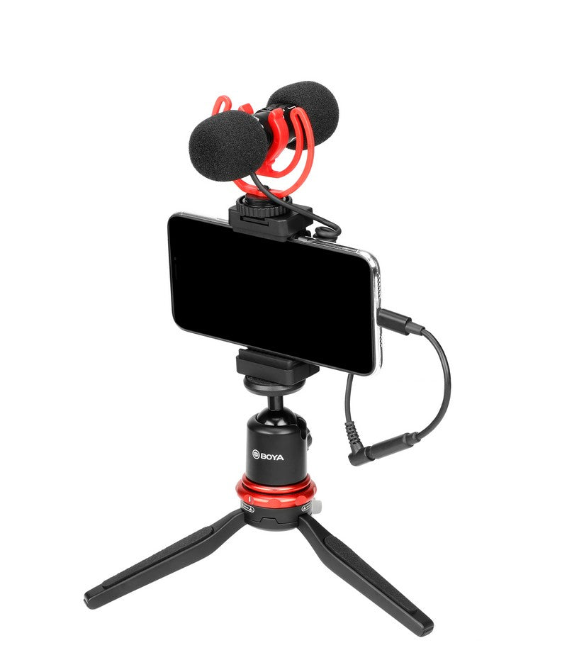 Stream Source BOYA BY-MM1 PRO Dual-Capsule Condenser Microphone with anti-shock mount applications interviews vlogger with mobile phone