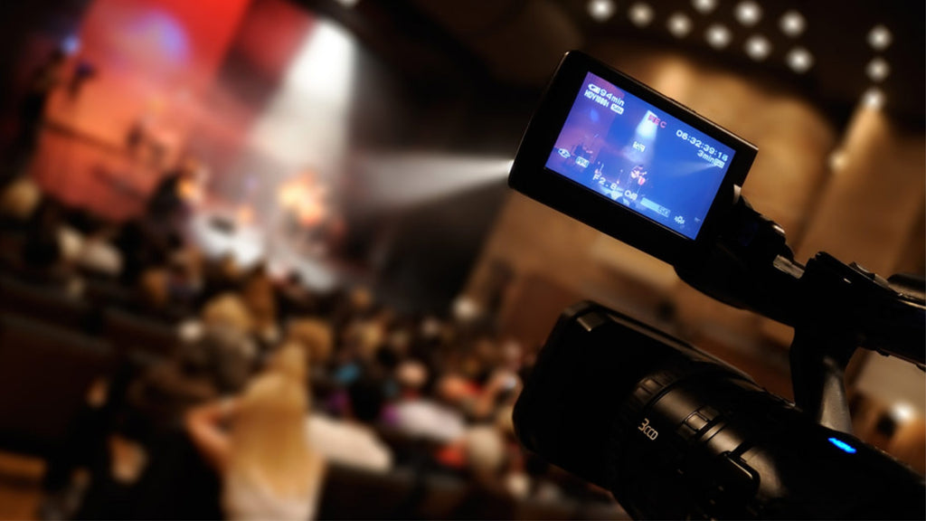 YoloLiv YoloBox Yololivbox Portable Live Stream Studio Broadcast Box Wifi 4G Encoder 1080P HD video recording four in one 4-in-1 streaming gear on Facebook Youtube Twitch Capture card Switcher Studio DSLR Controller streaming without OBS software 直播 實況 直播專用 臉書直播 fb直播 直播設備 直播器 擷取盒